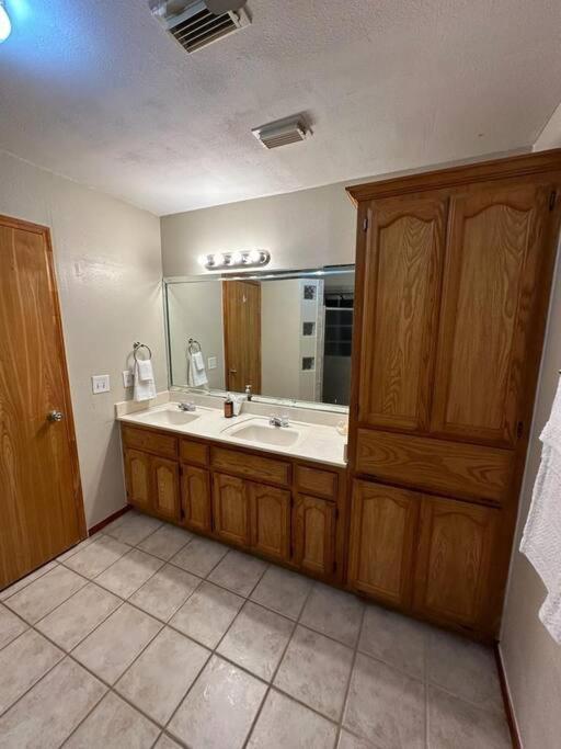 Mcallen 4Br With Pool, Shopping & More المظهر الخارجي الصورة